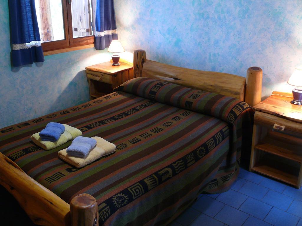Hotel Cabanas Los Teros El Bolsón Pokoj fotografie